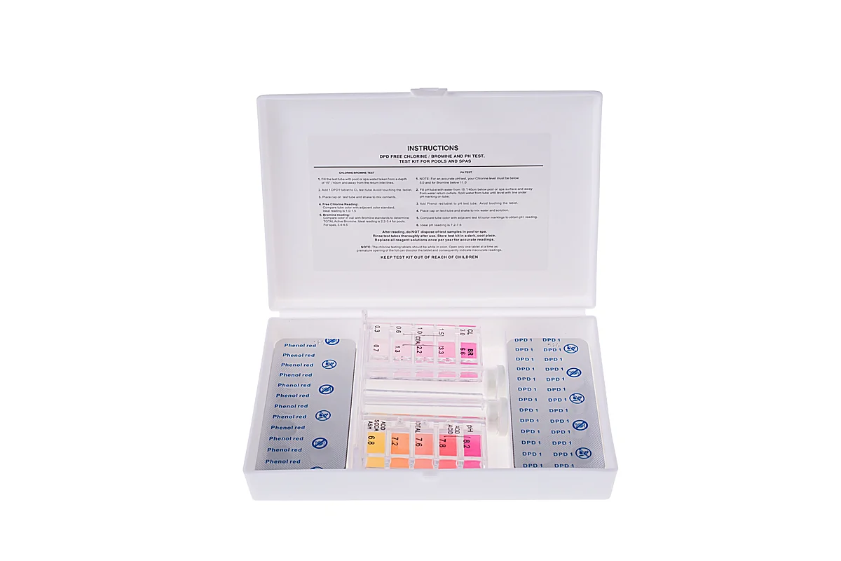 DPD and pH tablet test kit